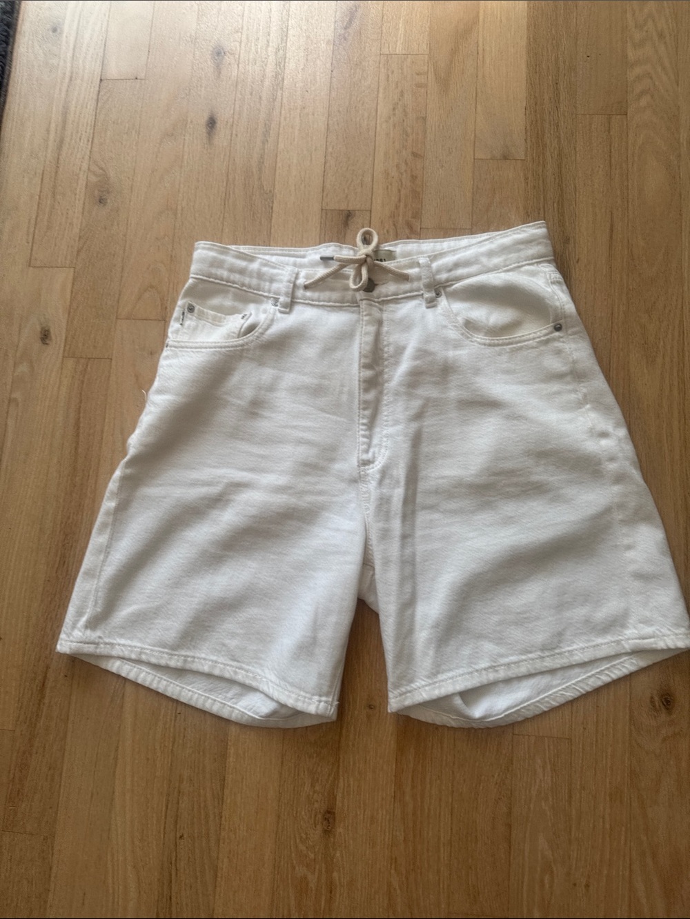 DL1961 Women’s High Waisted White Drawstring Denim Shorts